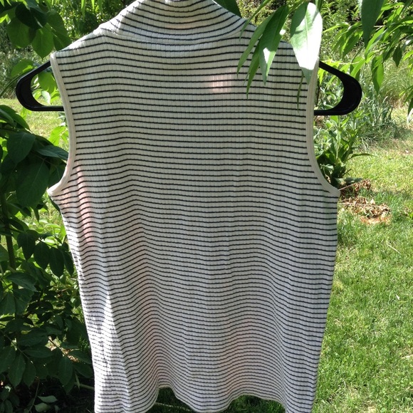 Vintage Tommy Hilfiger Top - Picture 2 of 4